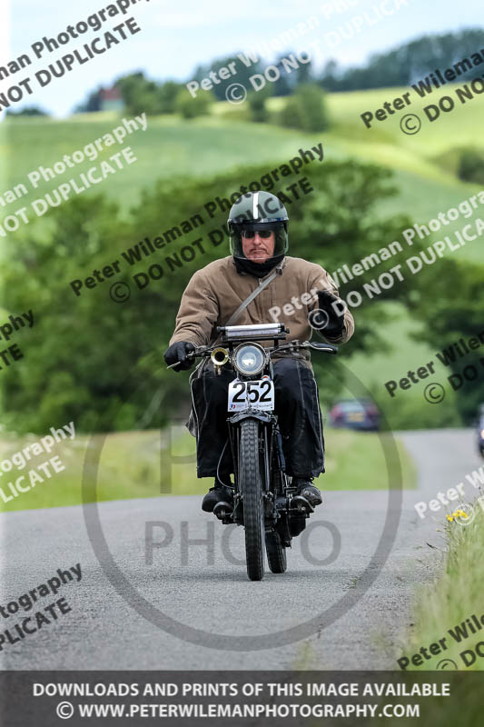 Vintage motorcycle club;eventdigitalimages;no limits trackdays;peter wileman photography;vintage motocycles;vmcc banbury run photographs